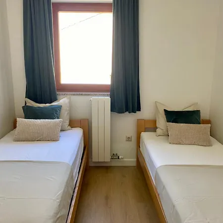 Luxury A&d 2 Apartment
